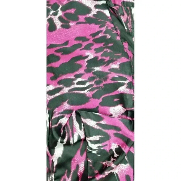 New York & Company Size Medium Women's Stretch Hidden Buttons Long Sleeve Top - Picture 7 of 11